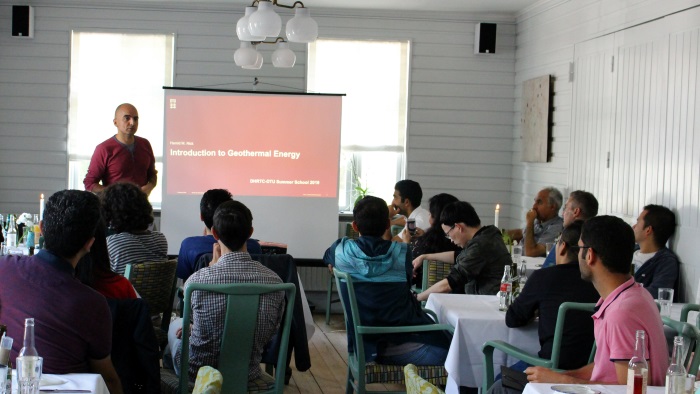 Dr. Hamid Nick presenting Dr. Hamid Nick presenting