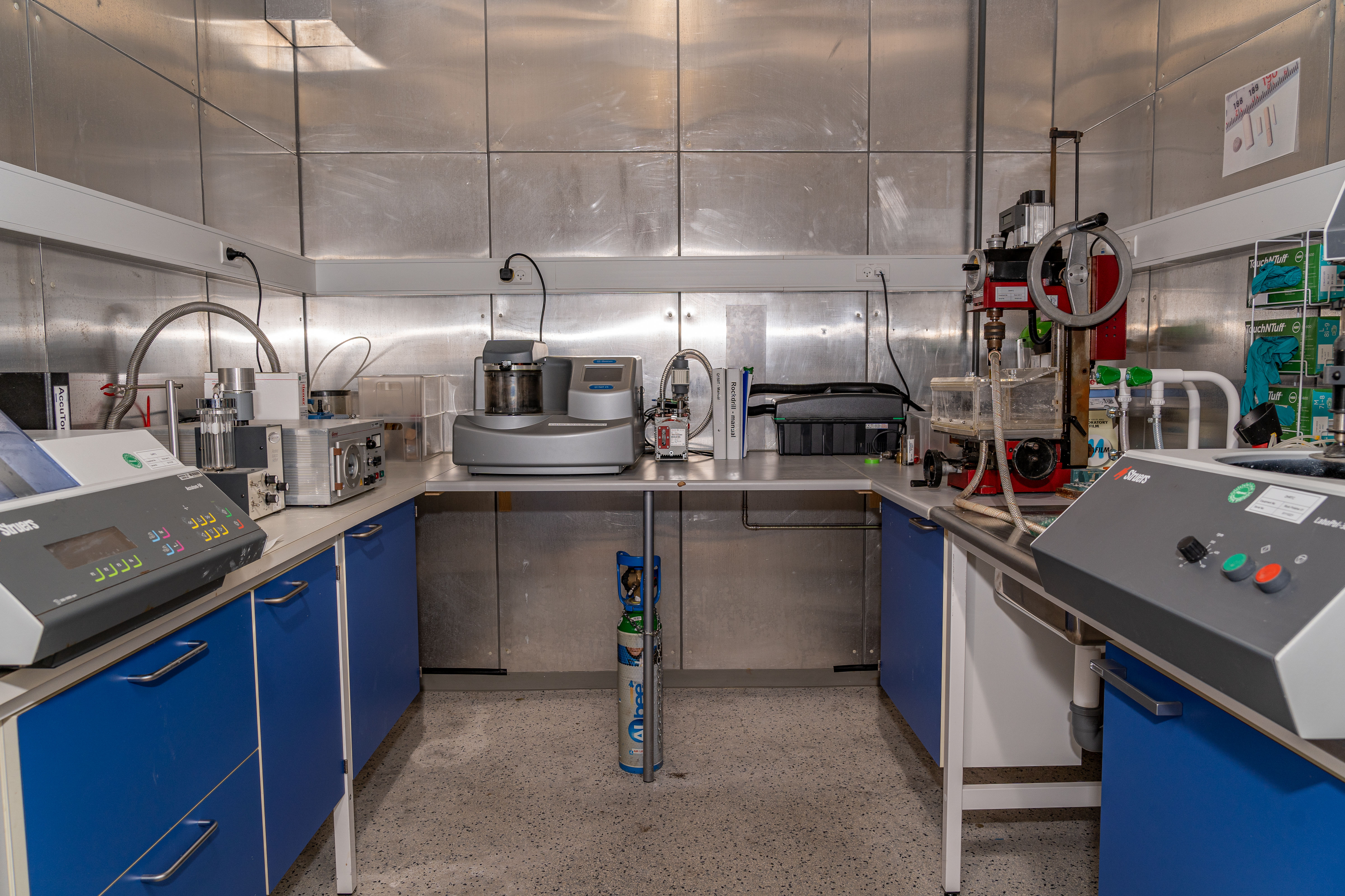 Sample Preparation Facility